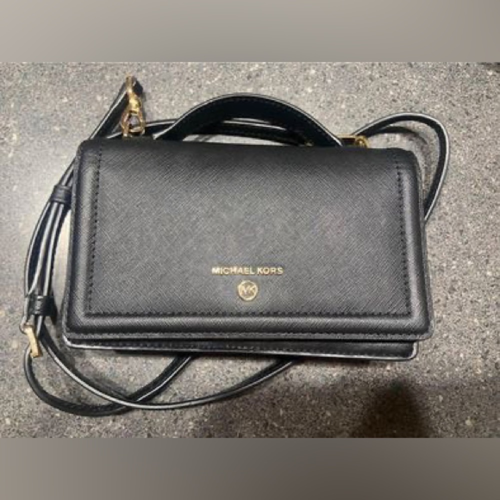 Mk Purse Crossbody - Picture 2 of 5